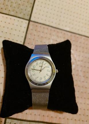 Годинник " swatch swiss"