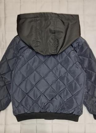 Фирменная теплая демисезонная куртка бомбер с капюшоном like flo (104 г.)3 фото