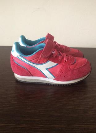 Кросівки фірми diadora
