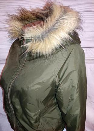 Укороченая демесенная женская курточка, 44-468 фото