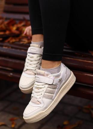 Кросівки жіночі adidas forum cream white4 фото