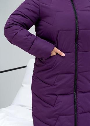 Удлиненная зимняя женская куртка 117 / р.48-64 / сиреневый4 фото
