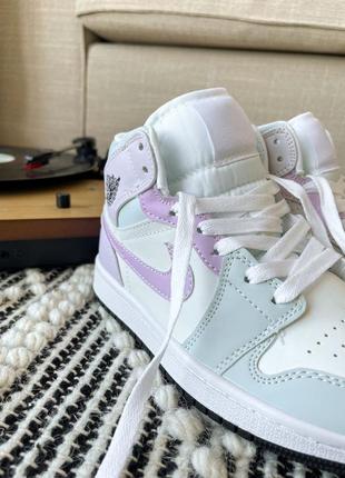 Женские кроссовки nike air jordan 1 mid pink 37-38-403 фото