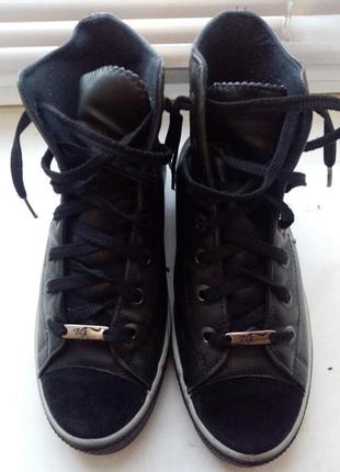 Высокие кожаные кроссовки кеды monella vagabonda (оригинал, италия) converse4 фото