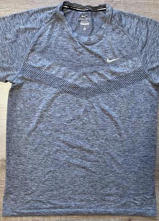 Футболка nike dri - fit