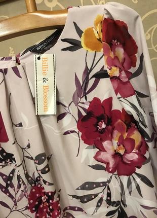 Нереальной красоты брендовая блузка в цветах.9 фото