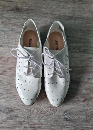 Туфли броги женские белые justfab