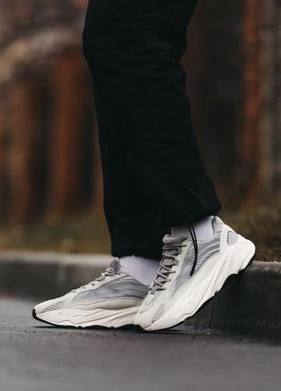 Кроссовки adidas yeezy boost 700 v2 white grey4 фото