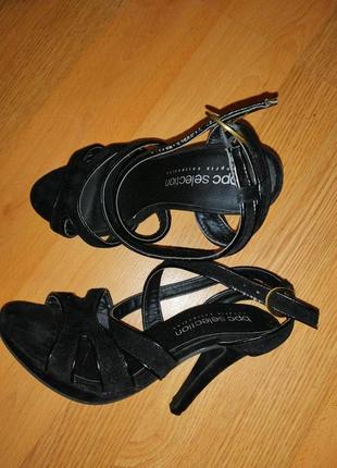 Босоножки черные эко-замш рр36 (23см)