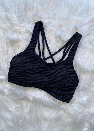 Спортивный топ lululemon