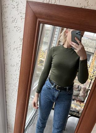 Зелена хакі вкорочена кофта водолазка7 фото
