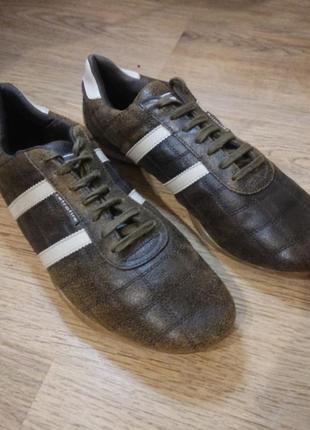 Кроссовки retrofire