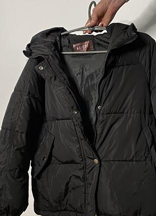 Черная куртка oversize