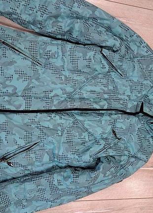 Гірськолижна куртка