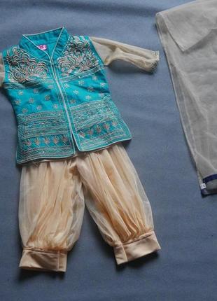Детский индийский восточный костюм. сари.
