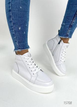 Розпродаж натуральні шкіряні демісезонні білі спортивні черевики - високі кросівки на флісі 36р.