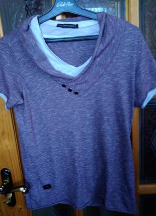 Футболка.