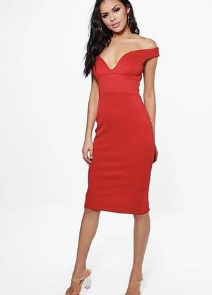 Платье красное boohoo