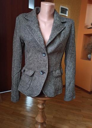 Теплый пиджак фирмы s oliver