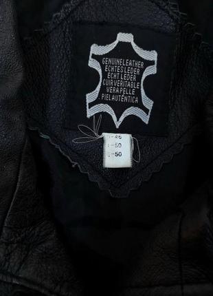 Куртка кожаная черная, качественная с узорами, отл сост!5 фото