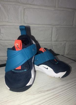 Кросовки nike 18,5