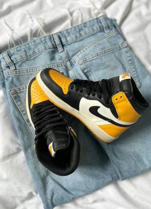 Женские высокие кожаные кроссовки nike air jordan 1 yellow/black#найк10 фото