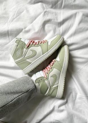 Кросівки nike air jordan 1 "seafoam green"