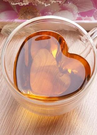 Чашка з подвійними стінками у формі серця. 280 мл.