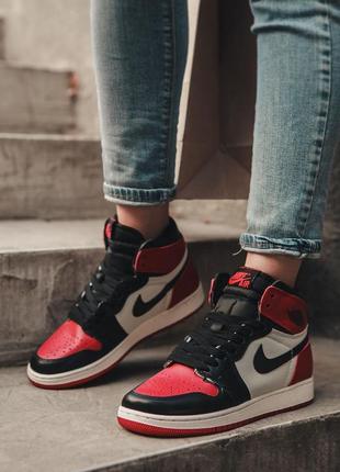 Женские кроссовки nike air jordan 1 mid red white black 36-39-40-41