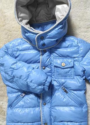 Пуховик для юных модников от moncler