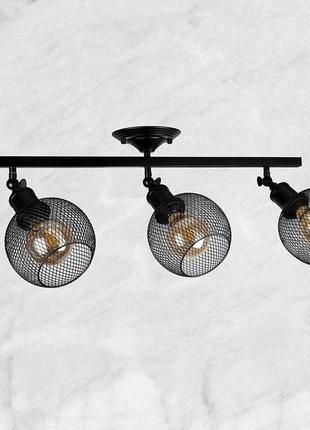 Потолочная люстра на 3 плафона