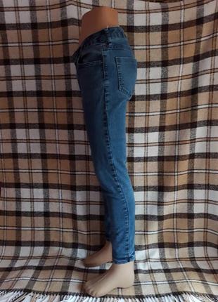 Крутые короткие узкачи. скинни джинсы джинсы-дудочки синие3 фото