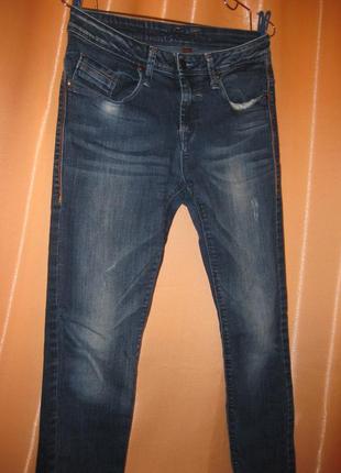 Классные джинсы штаны  брюки темно-синие с потертостями км1473, тянутся2 фото