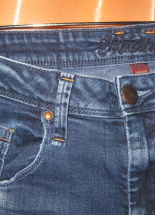 Классные джинсы штаны  брюки темно-синие с потертостями км1473, тянутся7 фото