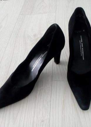 Витончені замшеві туфлі преміум бренду kennel und schmenger k&s 3,5 р 36 р.1 фото
