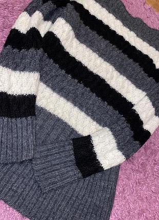 Продам свитер новый!😍😍😍😍