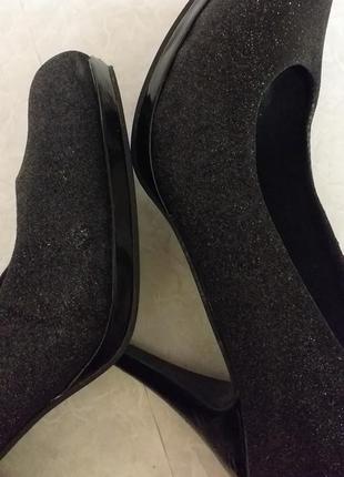 Эффектные туфли с мерцанием серебра от итальянского бренда lazzarini,39 р.7 фото