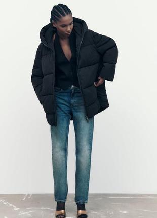 Стьобана водовідштовхуюча куртка zara з капюшоном