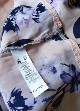 Нежная персиковая блуза в цветочный принт3 фото