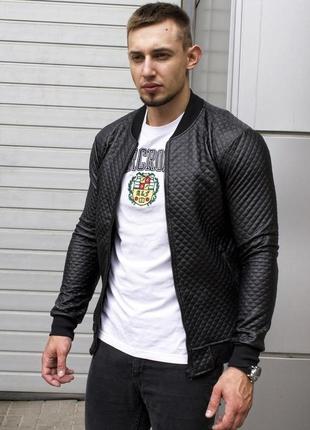 Чоловічий бомбер