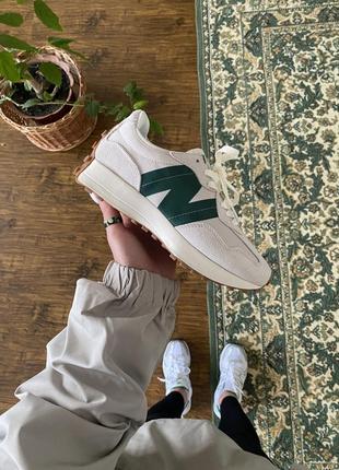 Кроссовки мужские new balance 327 beige/green