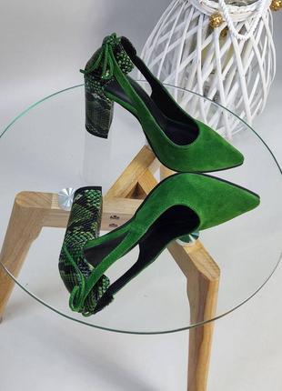 Женские туфли лодочки из натуральной замши ярко зеленого цвета комбинированная зеленой рептилией на каблуке 9 см3 фото