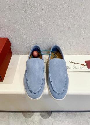 Женские короткие голубые замшевые лоферы loro piana summer walk лоро пиана с логотипом lp пиано7 фото