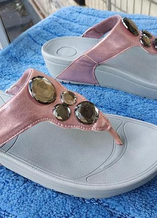 Шльопанці в'єтнамки 39,5 р.