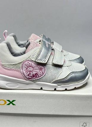 Дитячі кросівки geox runner 24-27р дівчинці