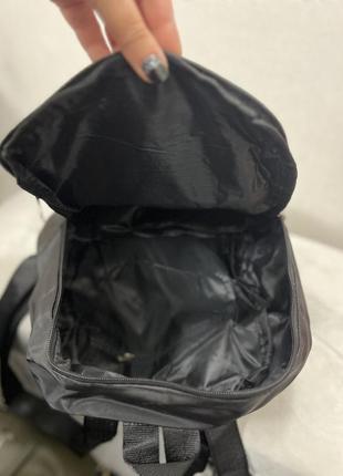 Стильный черный рюкзак со звездами ⭐️⭐️⭐️4 фото
