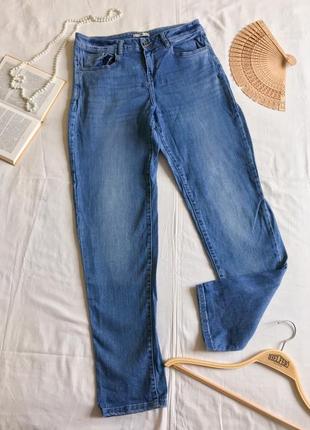 Класичні прямі блакитні джинси (розмір 40-42)