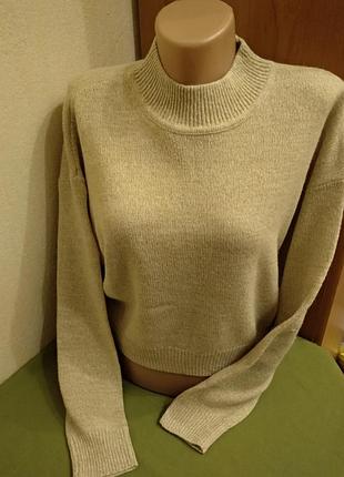 Стильный укороченный свитер divided