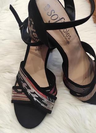 Босоножки текстиль (39 р)