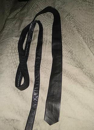 Галстук кожа